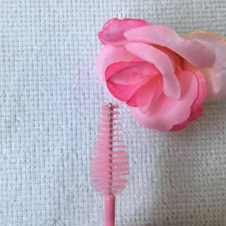 Pear Shaped Pink Lash Brushes (25)