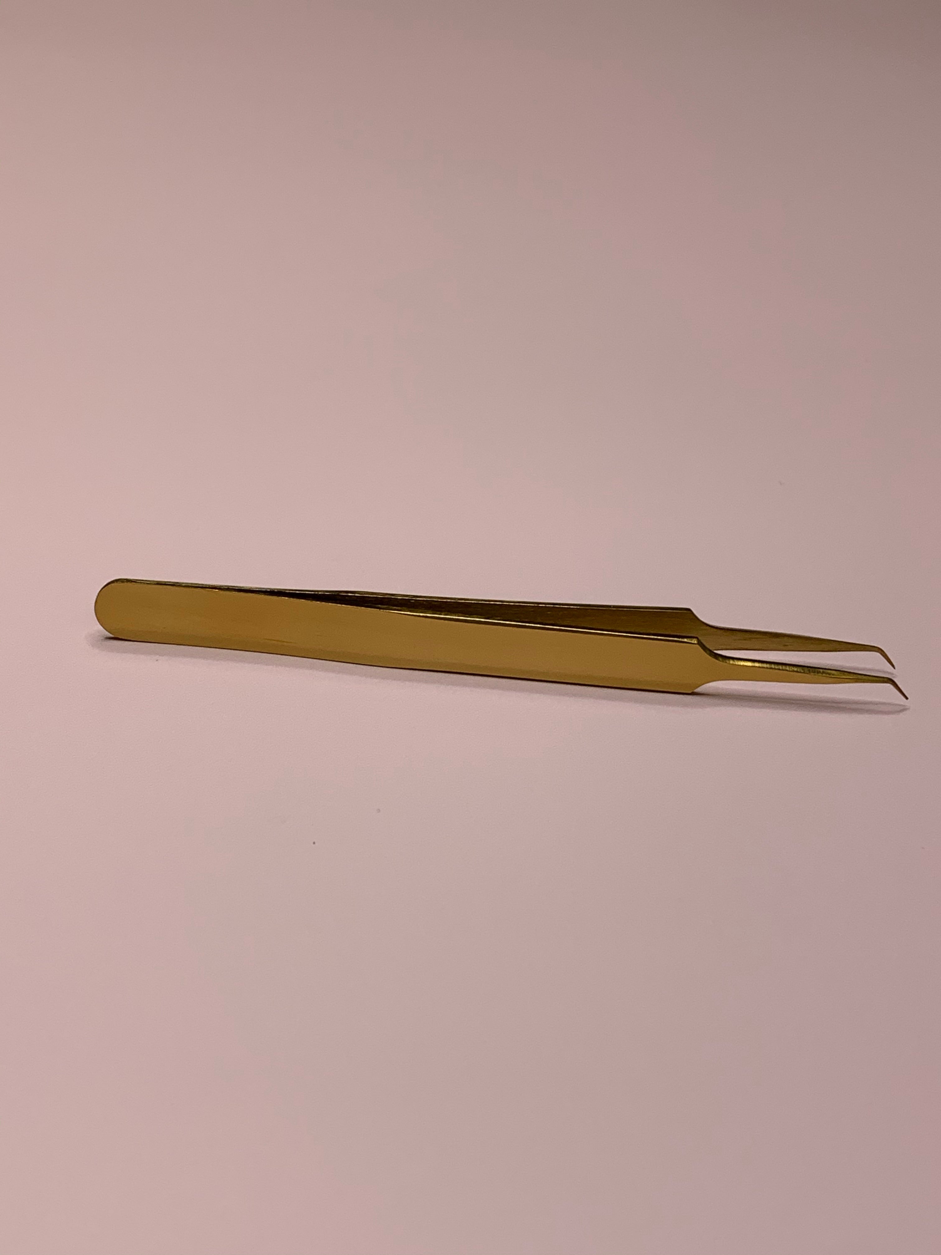 Petite tweezer